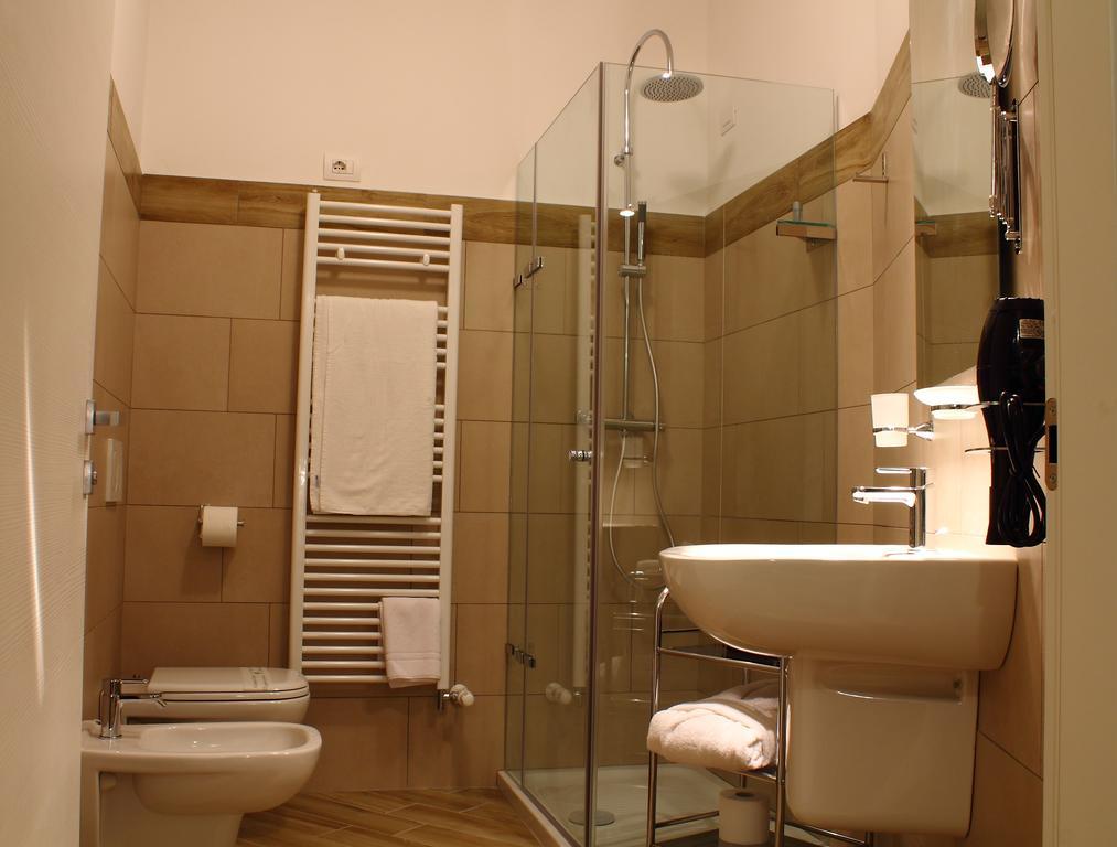 Bhl Boutique Rooms Legnano Habitación foto