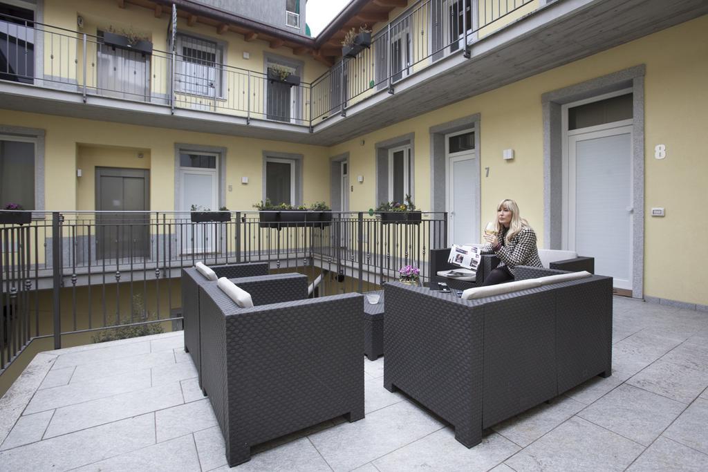 Bhl Boutique Rooms Legnano Exterior foto