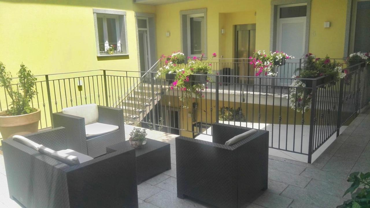 Bhl Boutique Rooms Legnano Exterior foto